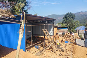 Bau Haus Familie Pushpa